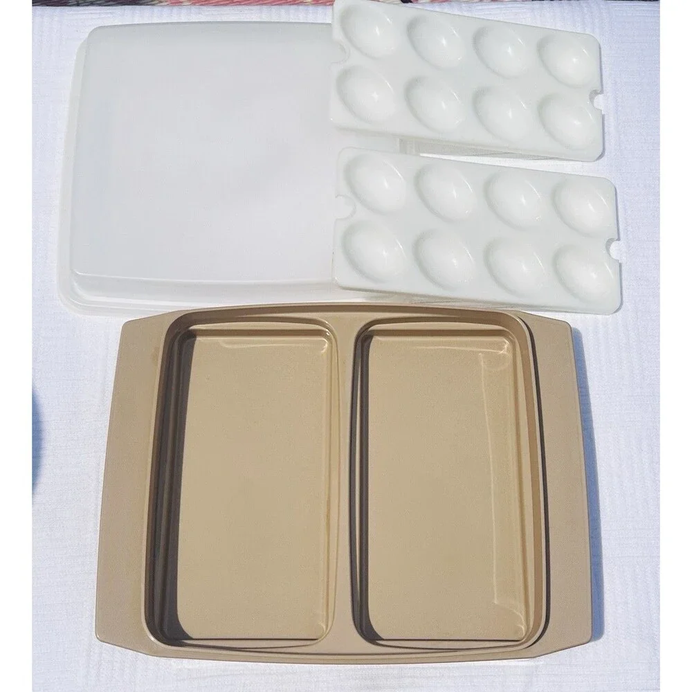1970’s Vintage Tupperware 4 Piece Deviled Egg Keeper Carrier 723 4 Harvest Gold